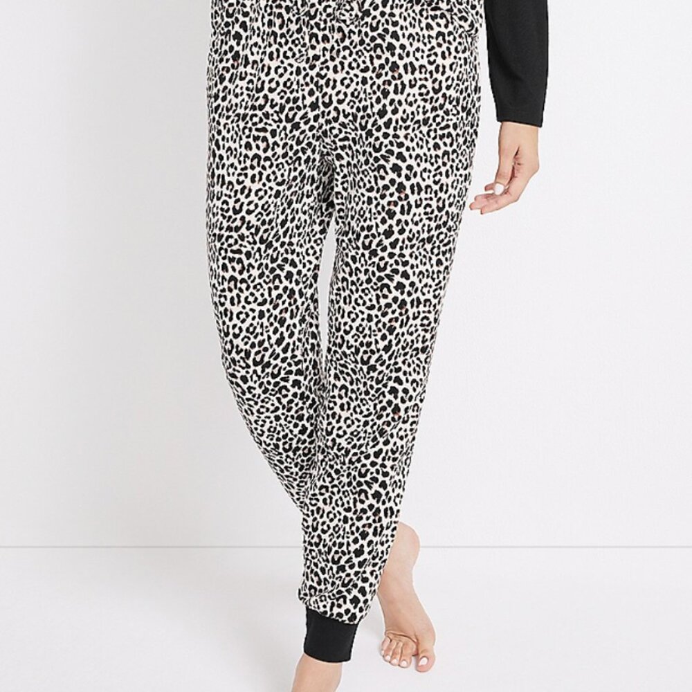 MAURICES Plus Size Animal Print Jogger Pajama Pants Light Gray Dark Grey PJs 1X